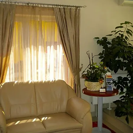 Ary 4* קלוז'-נאפוקה