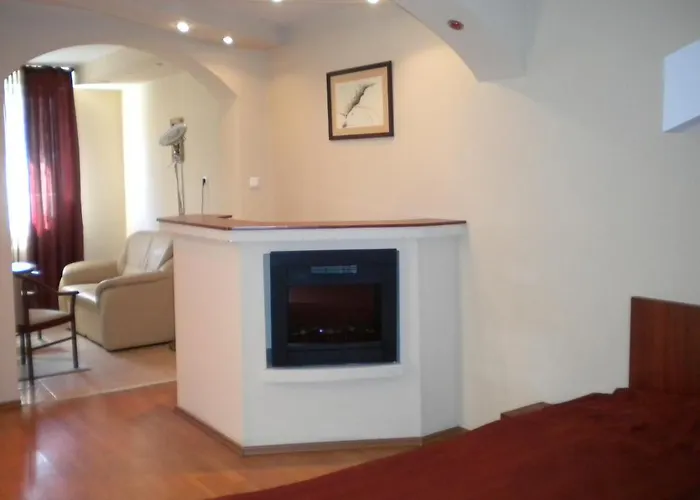 Ξενοδοχείο Ary Κλουζ-Ναπόκα